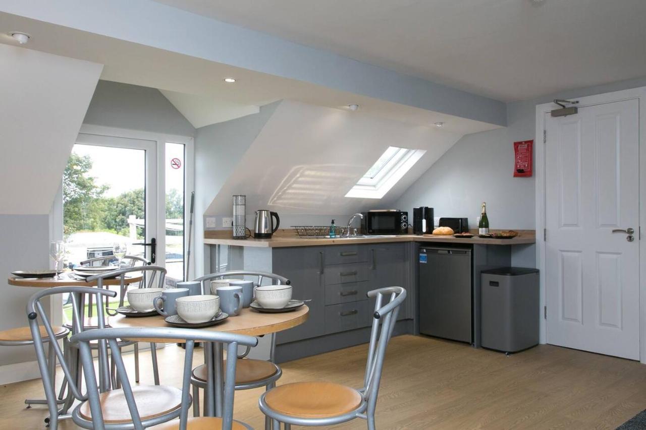 Pass The Keys Modern En-Suite Room In Country Pubrestaurant 2 Llanddona Екстер'єр фото