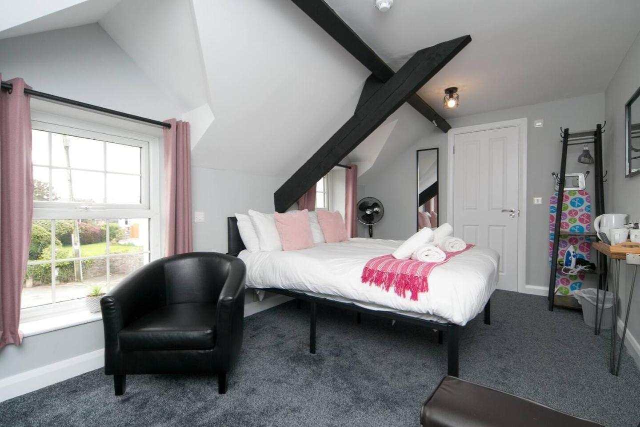 Pass The Keys Modern En-Suite Room In Country Pubrestaurant 2 Llanddona Екстер'єр фото